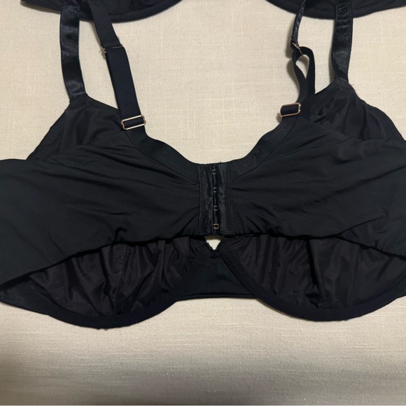 Savage X Fenty Black Women's Bra (2) - Picture 4 of 7